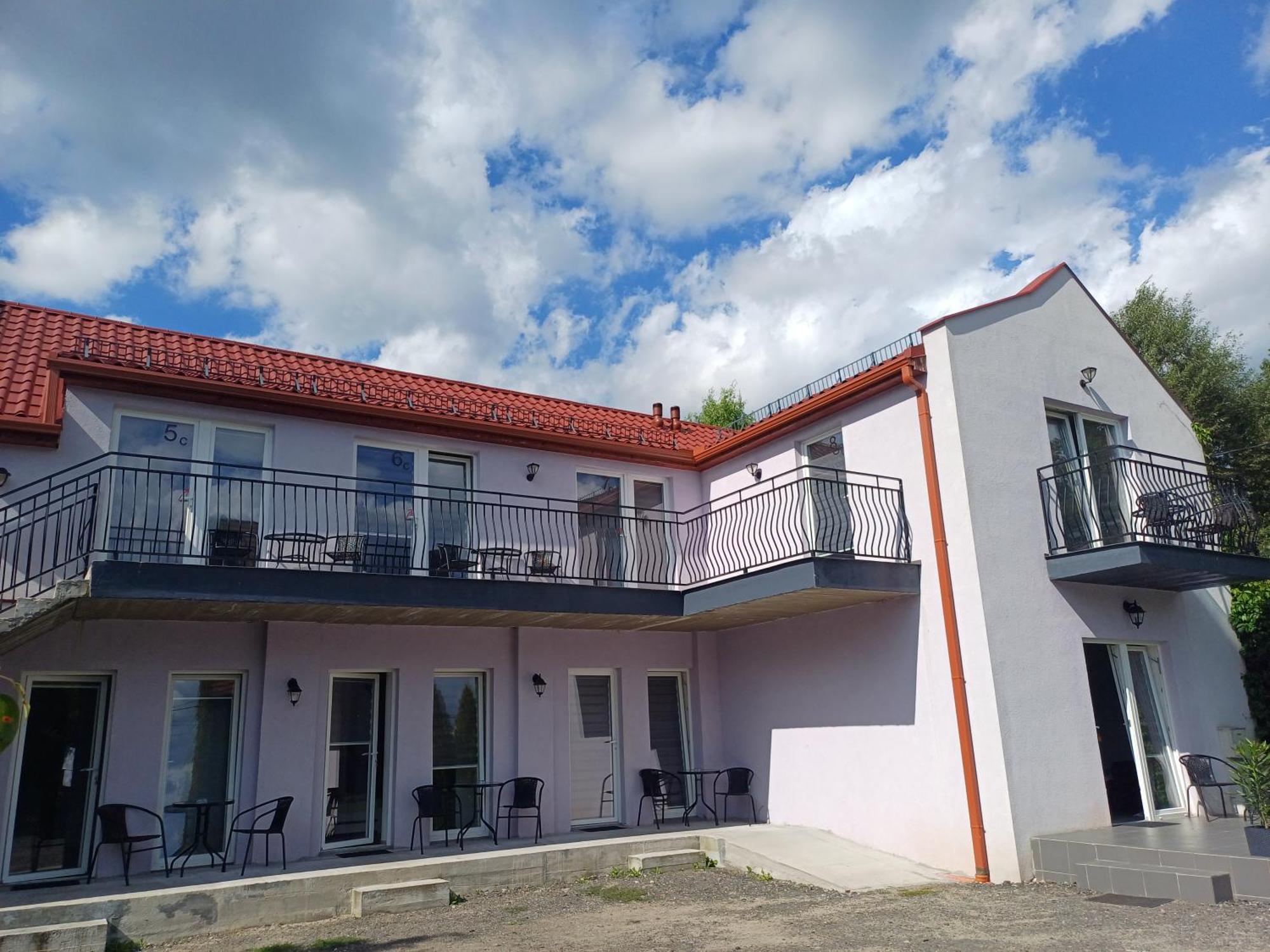 Gosciniec Solan Jeleniow Exterior foto