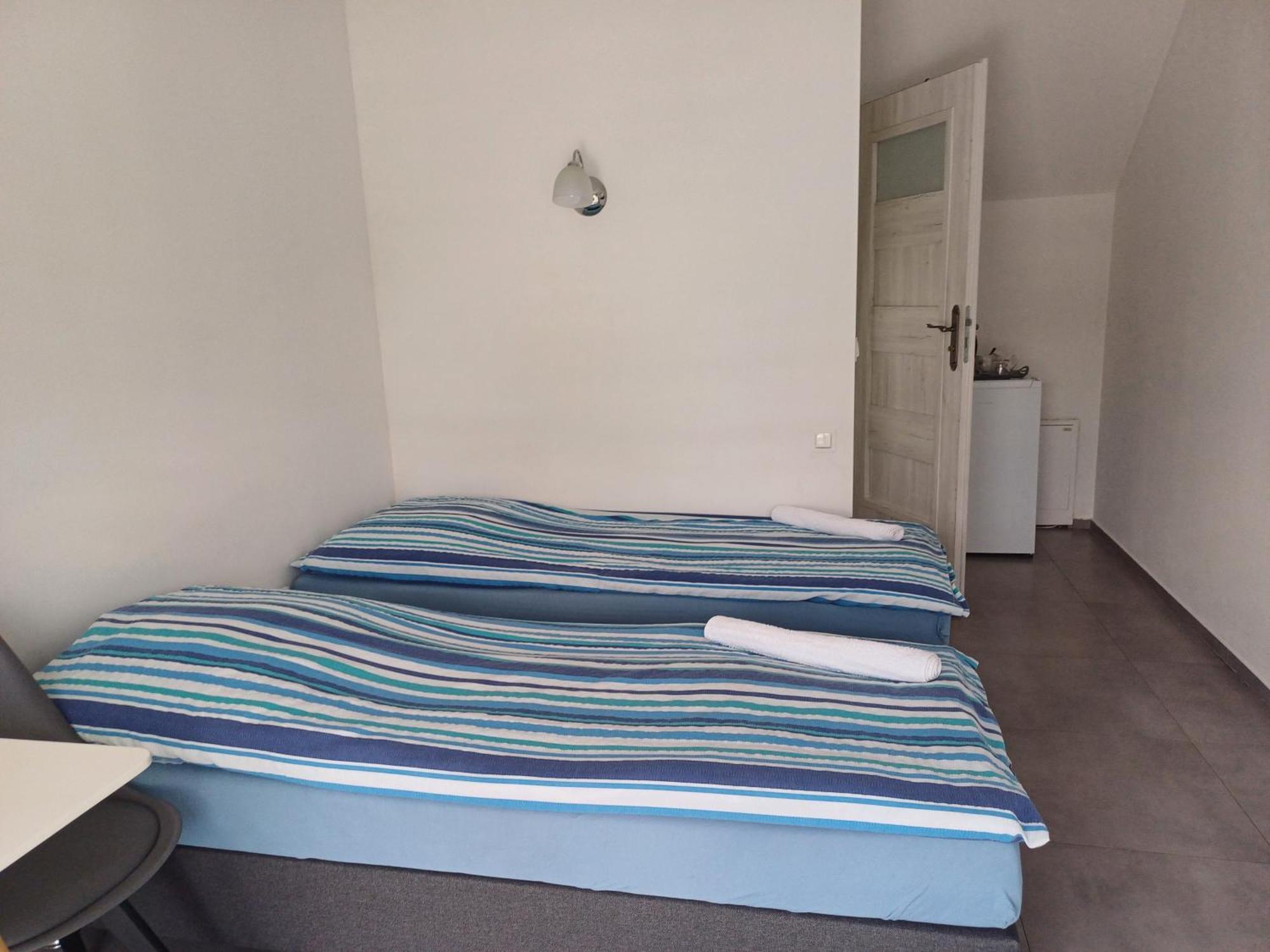 Gosciniec Solan Jeleniow Exterior foto