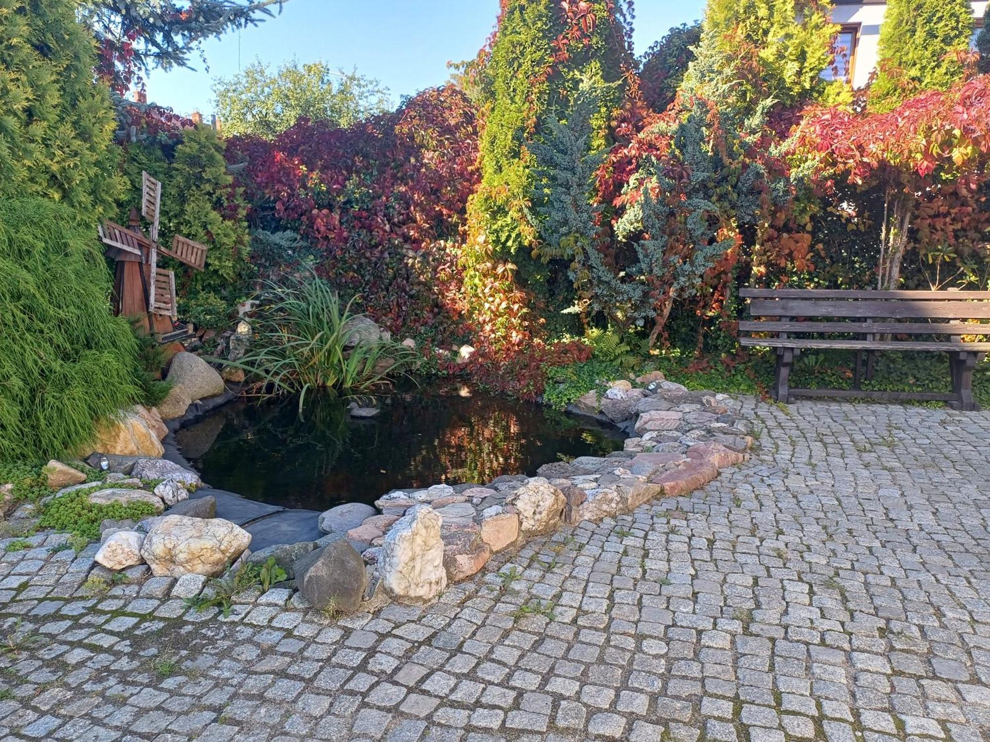 Gosciniec Solan Jeleniow Exterior foto
