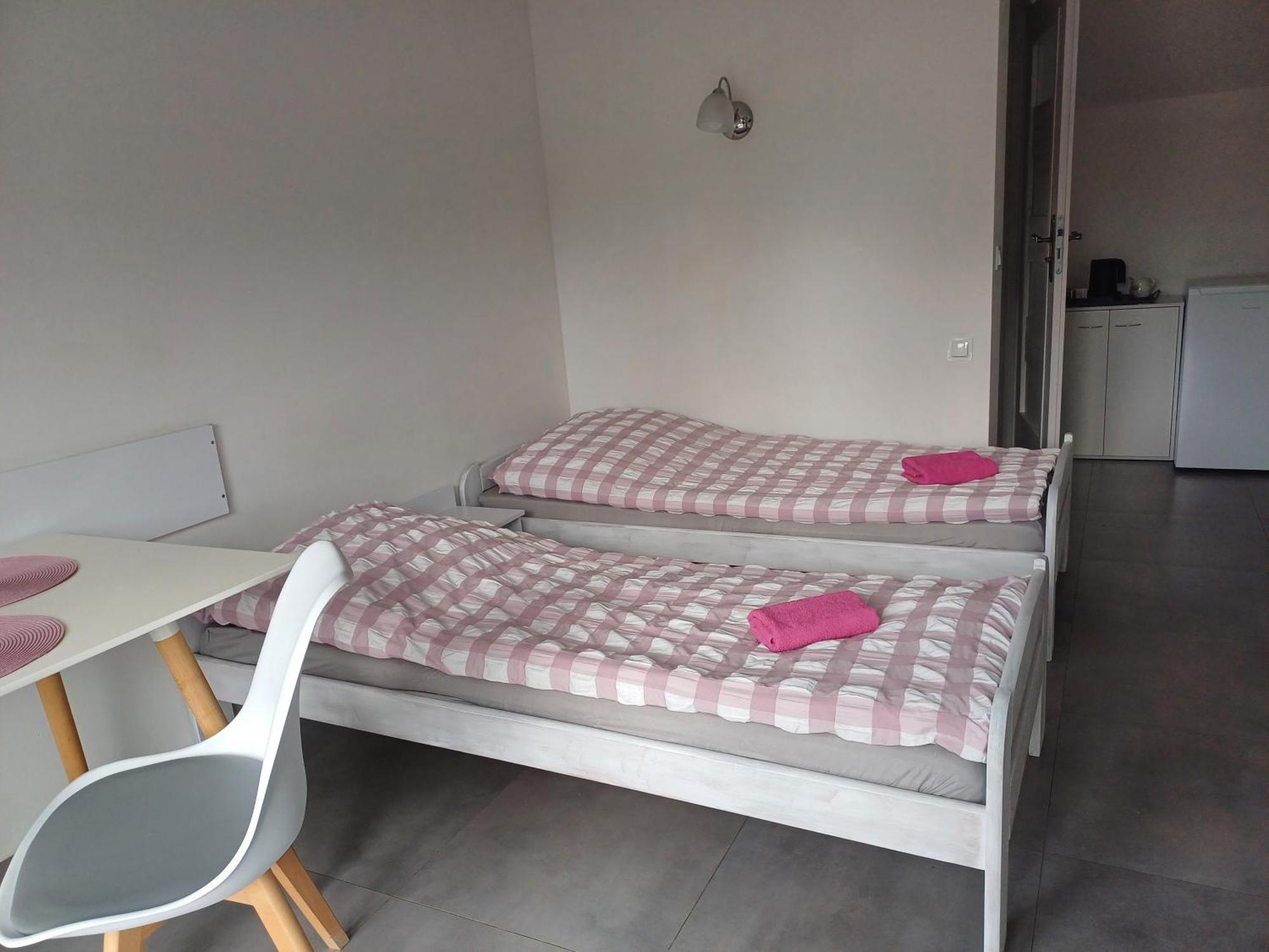 Gosciniec Solan Jeleniow Exterior foto