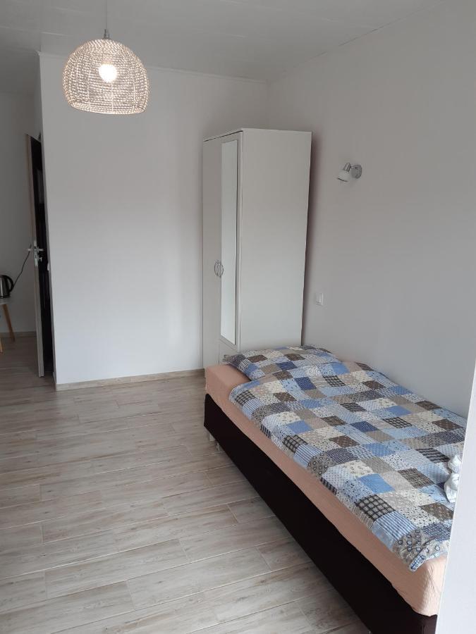 Gosciniec Solan Jeleniow Exterior foto